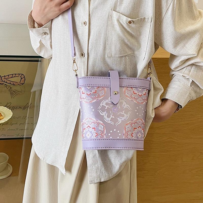 กระเป๋าถัก DIY - กระเป๋าสะพายไ - Leatherwork Patterns บทวิจารณ์และราคา