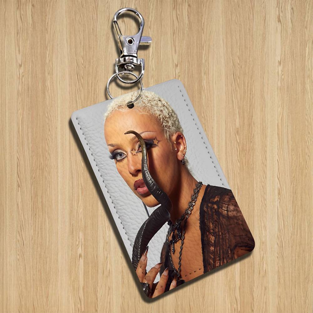 ที่ใส่บัตรรูป Doja Cat สีแดงสุ - Leather Work Is บทวิจารณ์และราคา