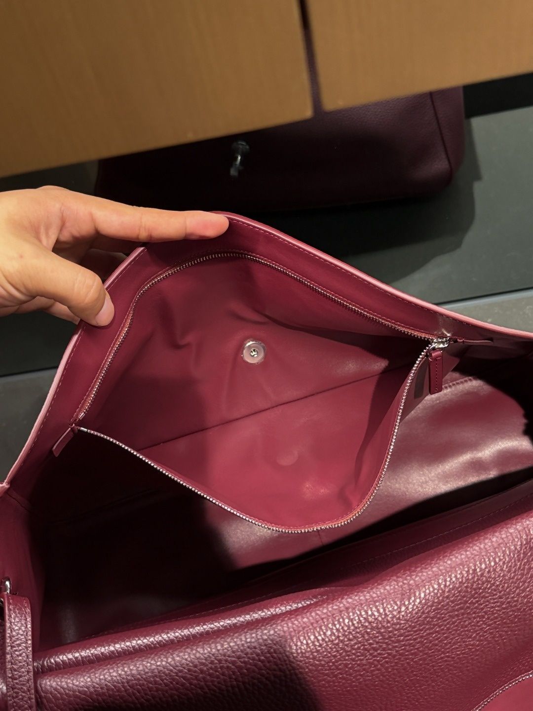 กระเป๋าถือผู้หญิงดีไซน์เนอร์ทน - Leatherwork Terms บทวิจารณ์และราคา